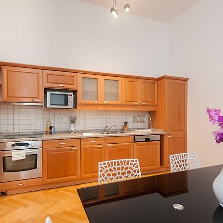 Slovansky Dum Boutique Apartments Prague Luaran gambar